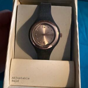 Ladies Casual Wristwatch